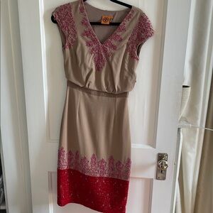 Tory Burch Tan Dress with Red Embroidery and Beads Beautiful Size 0